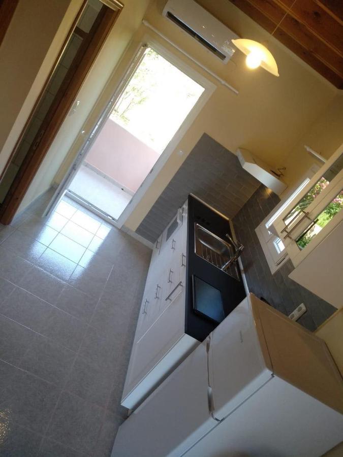 סידריון Botzoris Apartments מראה חיצוני תמונה